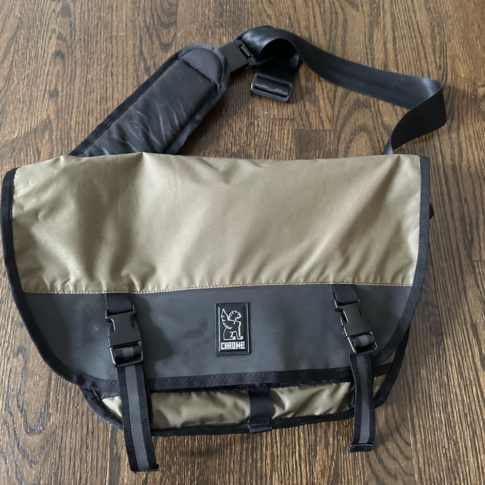 Chrome Industries Messenger Bag